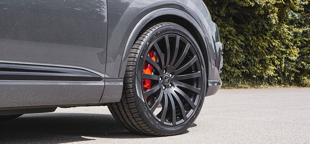 Audi Q7 2 Exterior Revere London