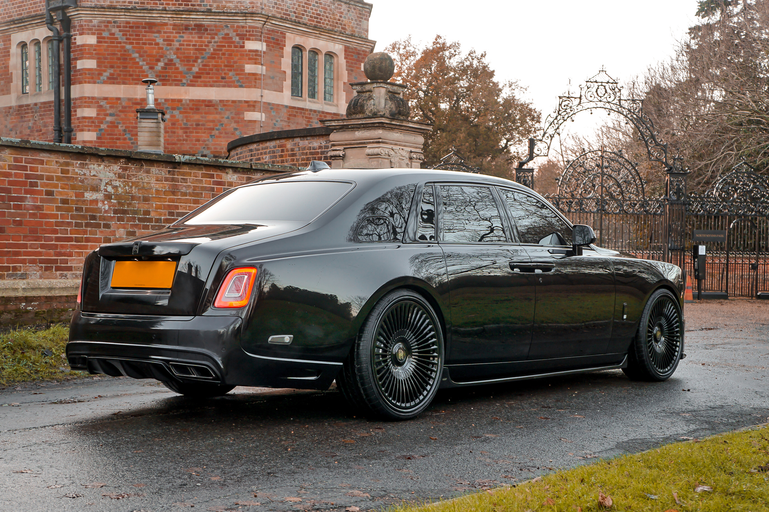 Rolls Royce Phantom - Revere London